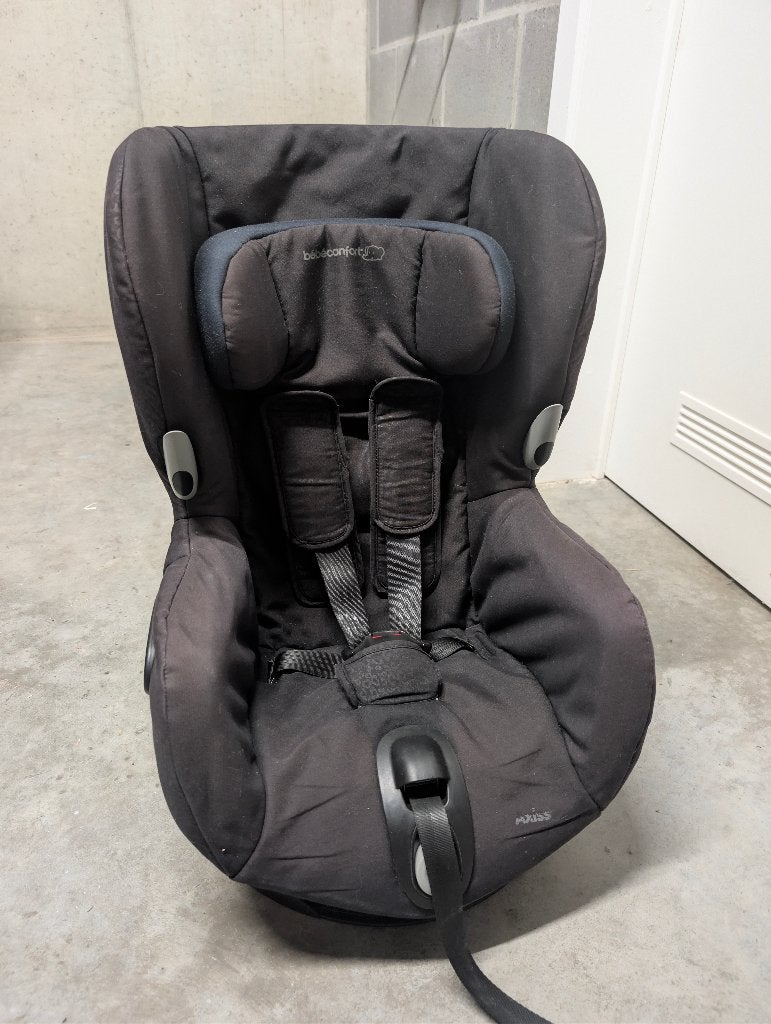 Maxi-Cosi Axiss draaibare autostoel (9-18kg) (6 st. te koop), Ceinture de sécurité, Dossier réglable, Enlèvement, Utilisé