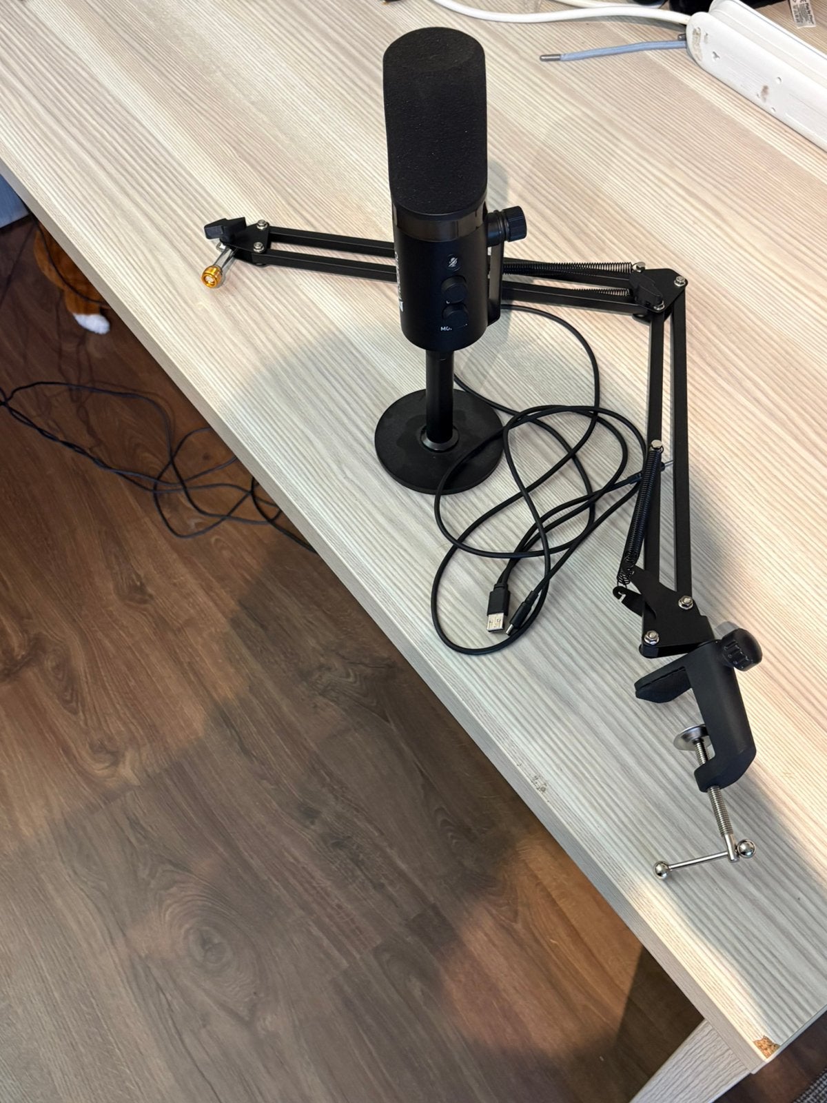 Streaming/gaming microfoon met arm, Ophalen of Verzenden, Zo goed als nieuw