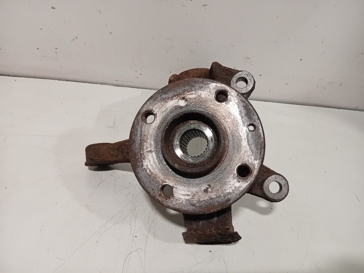 Wielnaaf rechts voor Toyota Aygo, Auto-onderdelen, Onderdelen@venauto.nl, Van der Ven Autorecycling B.V., Gebruikt, Ettenseweg 76, 4706 PB Roosendaal, The Netherlands