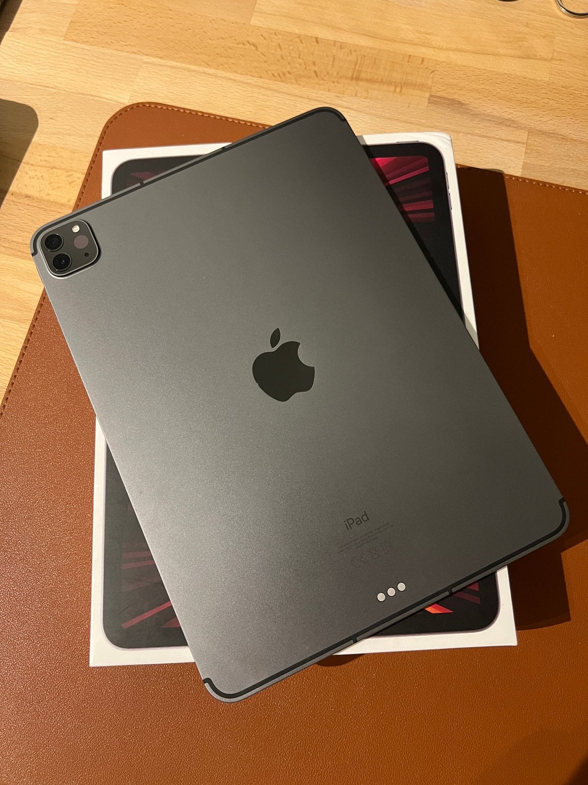 iPad Pro 11-inch M1 128gb 5G Cellular + Apple Pencil Gen 2, Apple iPad, 11 pouces, Comme neuf, Enlèvement