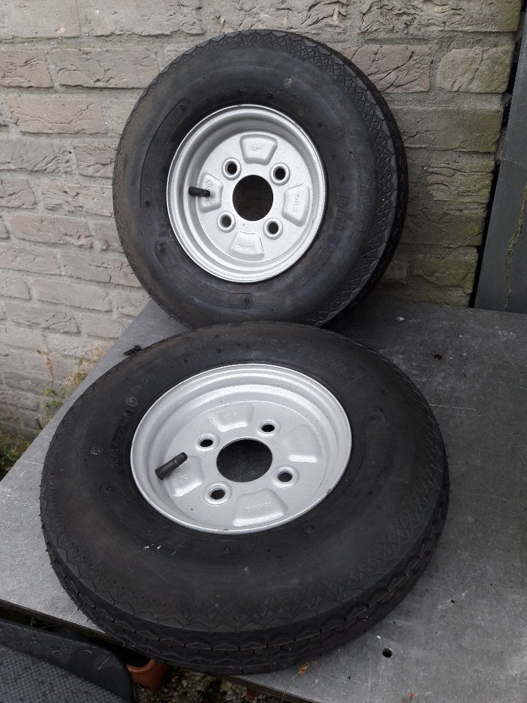 Pneu + jante (neuf), Enlèvement, Neuf