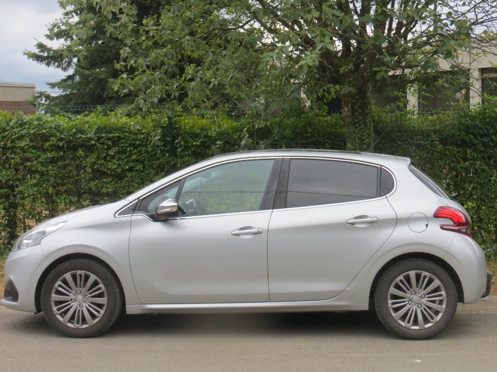 PEUGEOT 208 1,6 Blue HDI, Autos, Peugeot, Argent ou Gris, Euro 6, 540 kg, Boîte manuelle