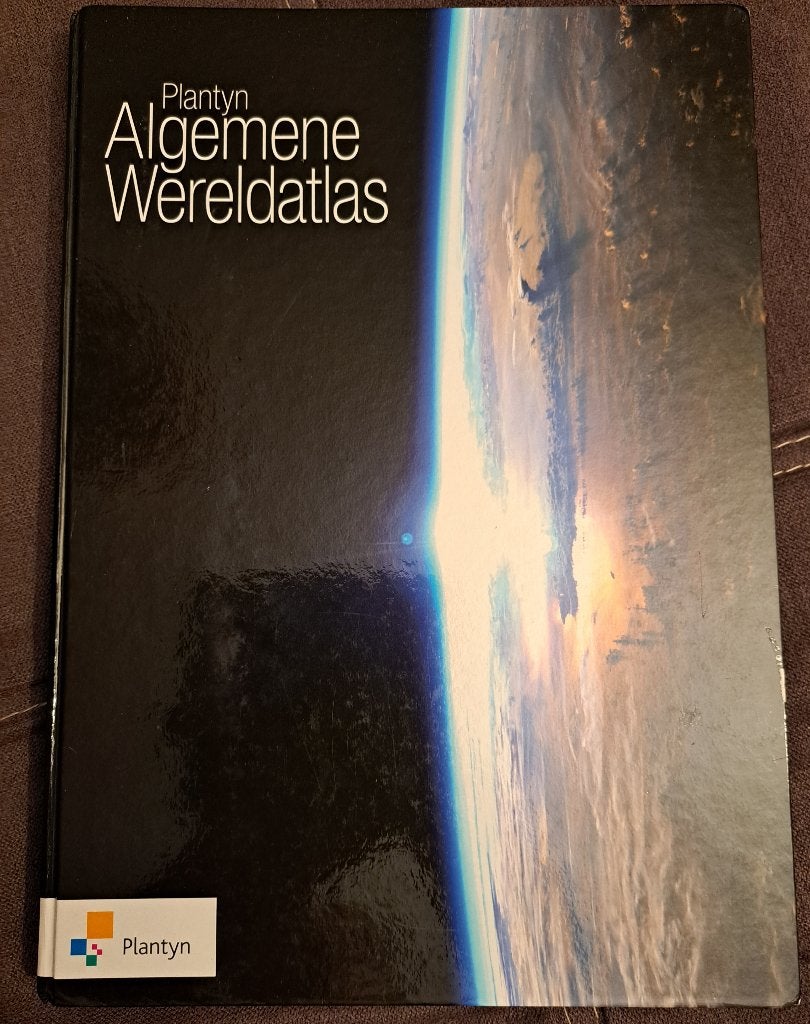 Plantyn algemene wereldatlas, Boeken, Ophalen of Verzenden, Gelezen, Dirk Vanderhallen Etienne Van Hecke, Overige atlassen