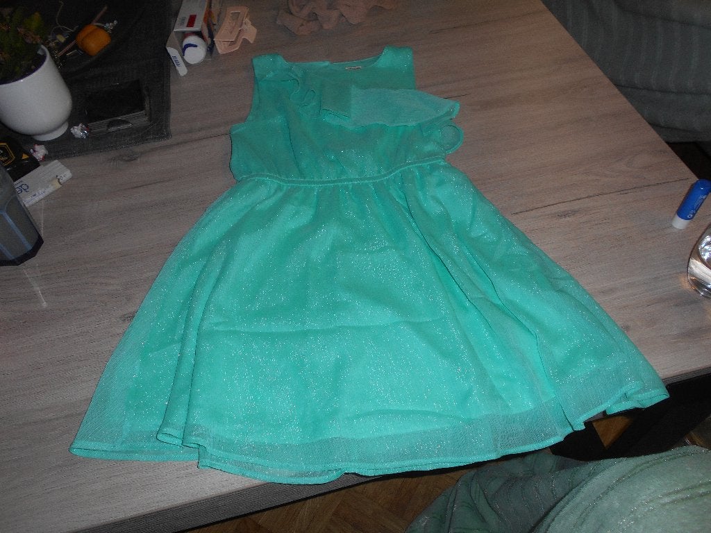 groen kleed maat 134 c&a, Enfants & Bébés, Enlèvement ou Envoi, Comme neuf, Fille, C&A