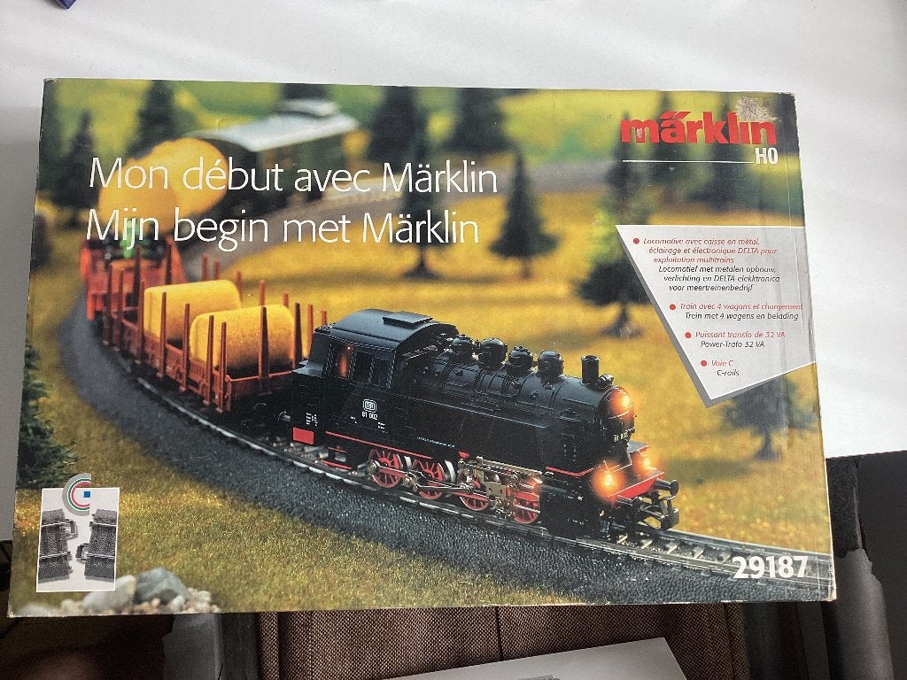 Coffret Marklin + une extension + une 2eme locomotive, Enlèvement, Utilisé, Locomotive, Märklin