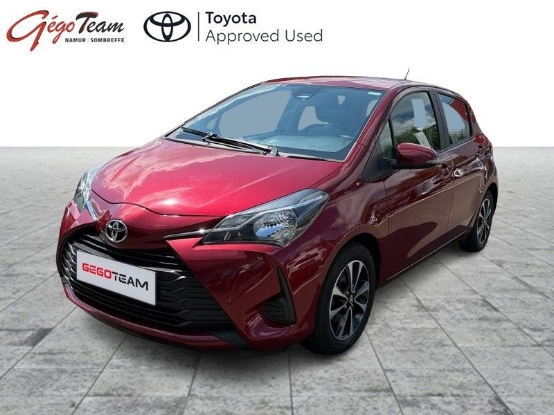 Toyota Yaris Connect, Autos, Toyota, Rouge, 116 g/km, Achat, Boîte manuelle