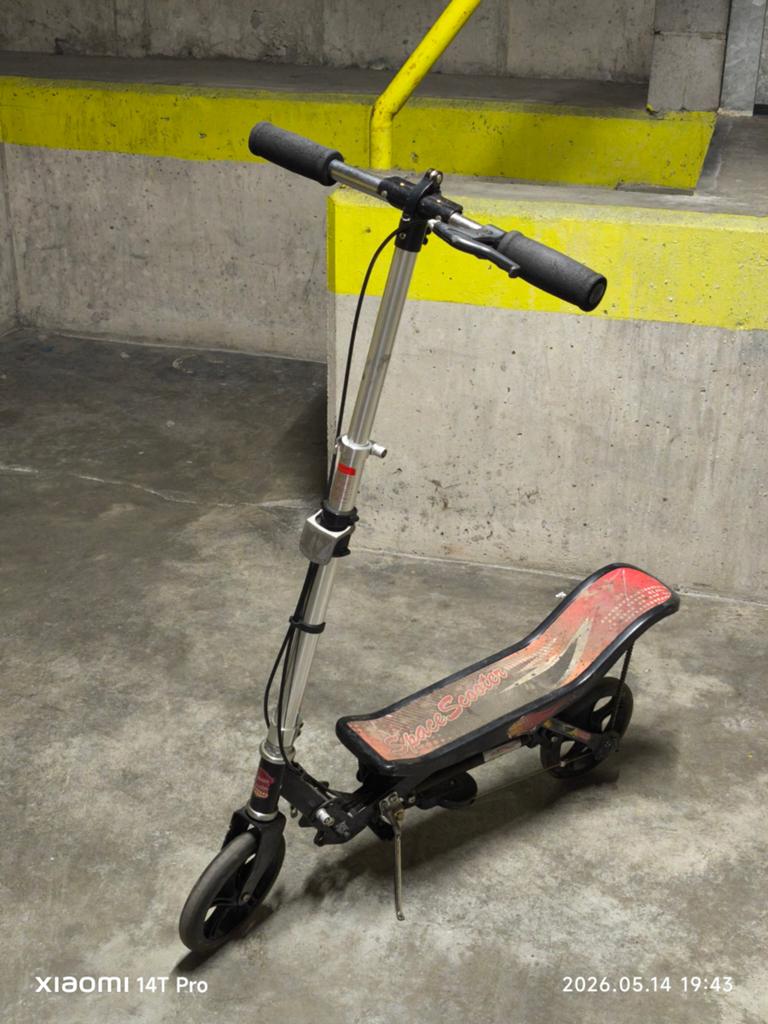 Space scooter, Enlèvement, Utilisé, Step simple, Space Scooter