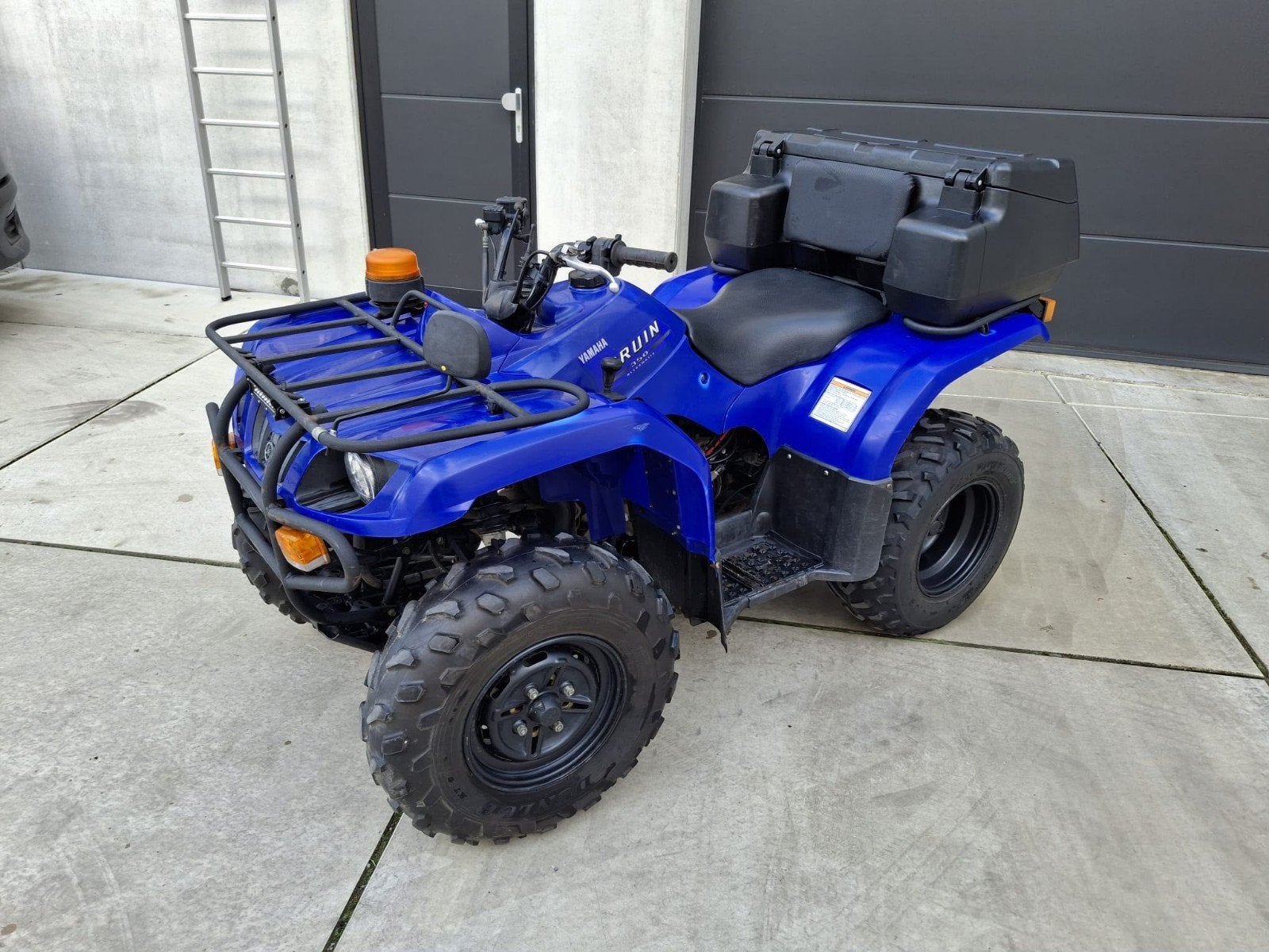 Yamaha marron 350, Motos, 350 cm³
