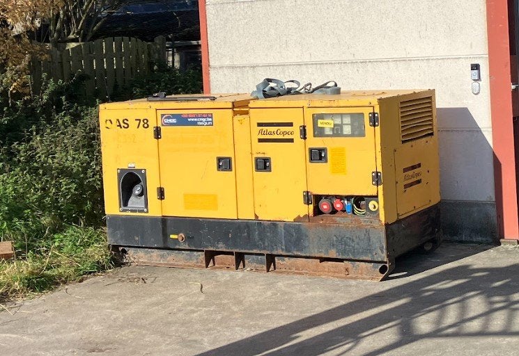 Générateur Atlas Copco QAS78 - 70 kVA, Bricolage & Construction, Démarrage électrique, Enlèvement, Utilisé, Huile diesel