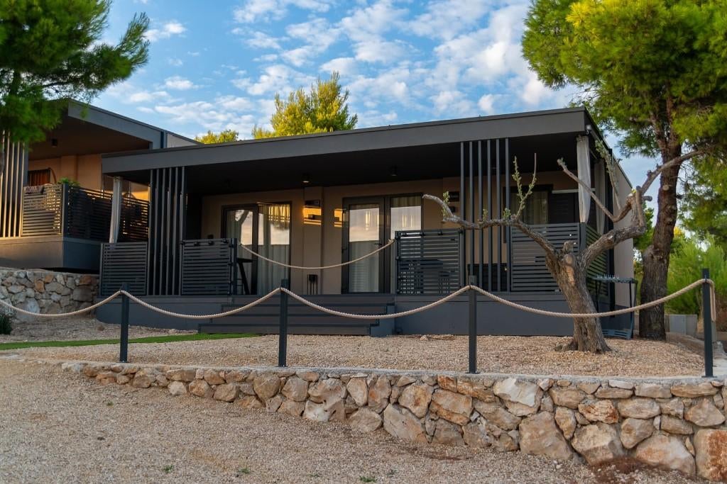 Investering + vakantie: Stacaravan in Kroatië (aan zee!), Immo, Buitenland