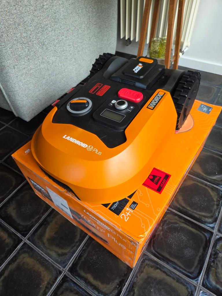 Robotmaaier Landroid M700 Plus WR167E te koop.
Nieuw in doos, Ophalen