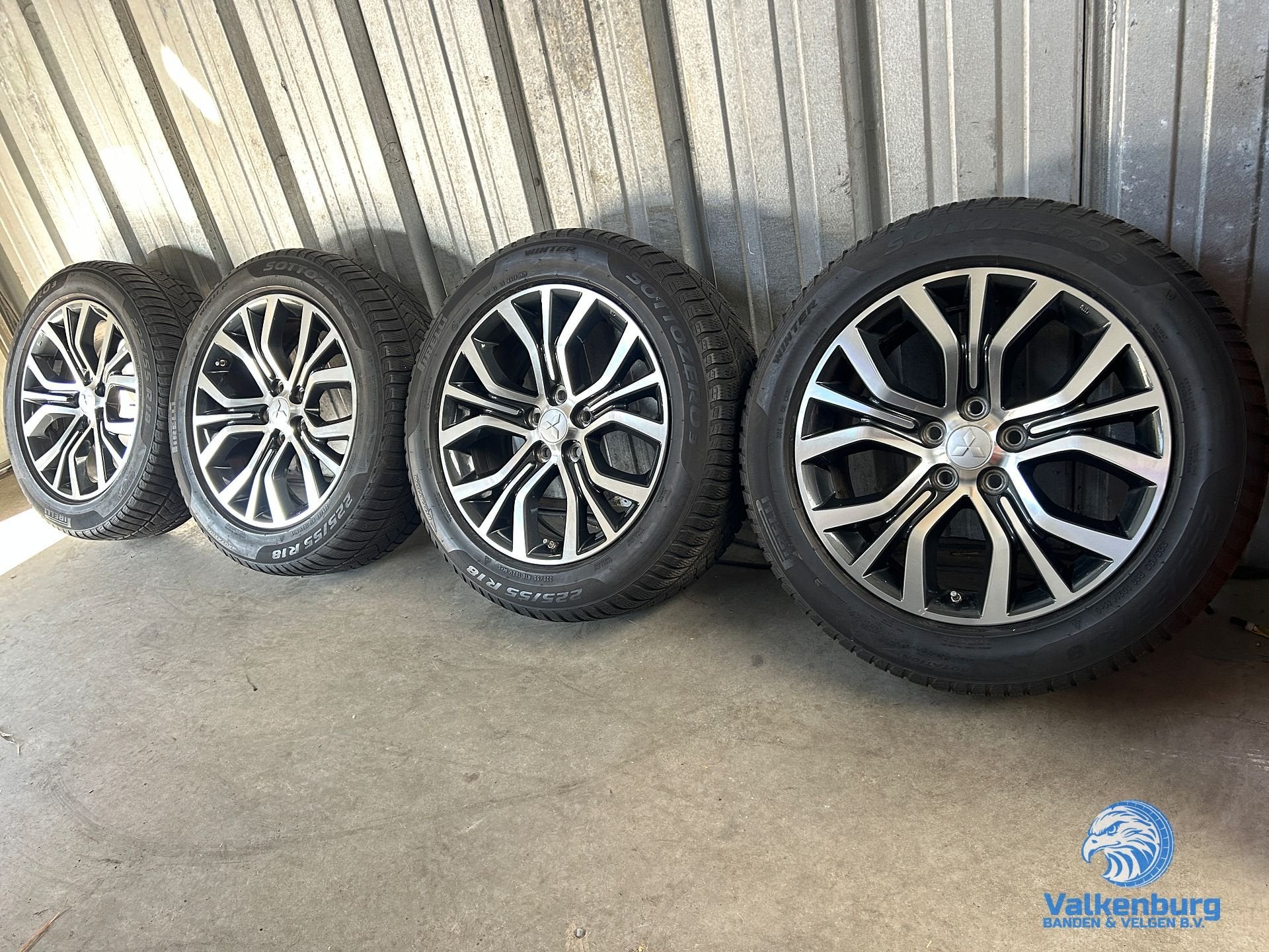 6mm! Originele Mitsubishi Outlander ASX 18 inch antraciete v, Auto-onderdelen, 18 inch, Gebruikt, -, -