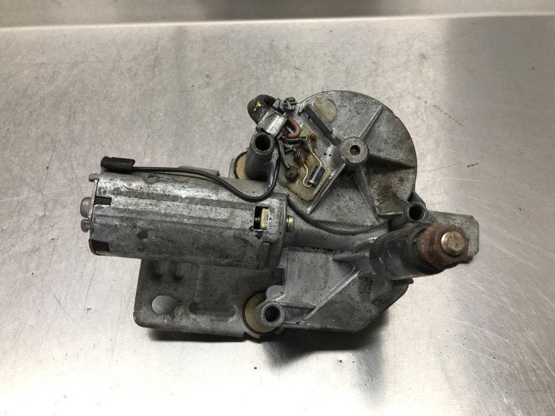 RUITENWISSERMOTOR ACHTER Nissan Primera (P10), Gebruikt, Nissan