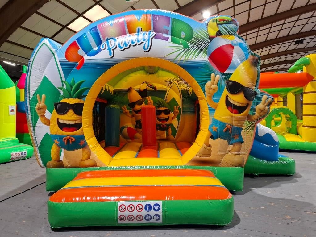 Springkasteel Bouncedome Slide Summer Party huren / te huur, Ophalen, Nieuw