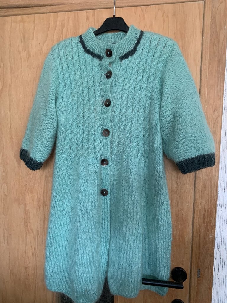 Handgebreid vest,cardigan van 100% mohair, Vêtements | Femmes, Enlèvement ou Envoi, Neuf