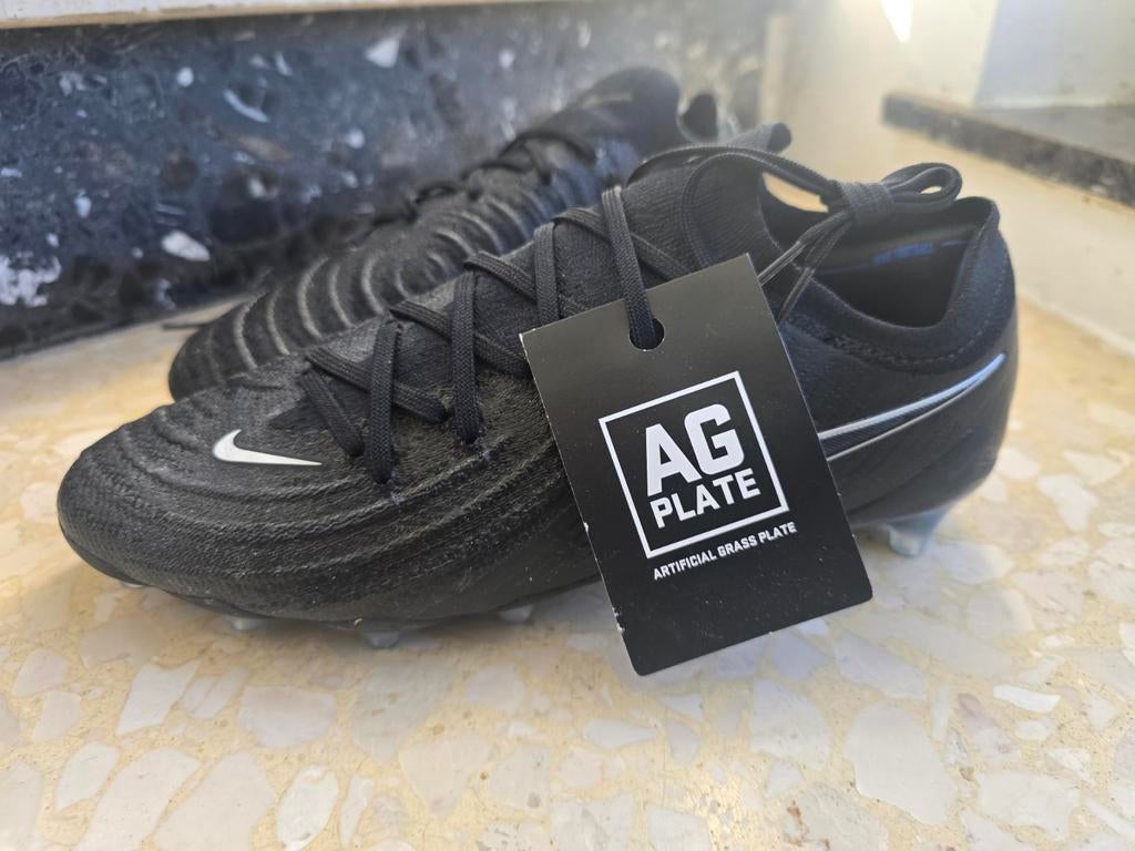 Nike Crampon élite ,  chaussures de foot neuf pointure 38,5, Sport en Fitness, Hockey, Ophalen of Verzenden, Schoenen