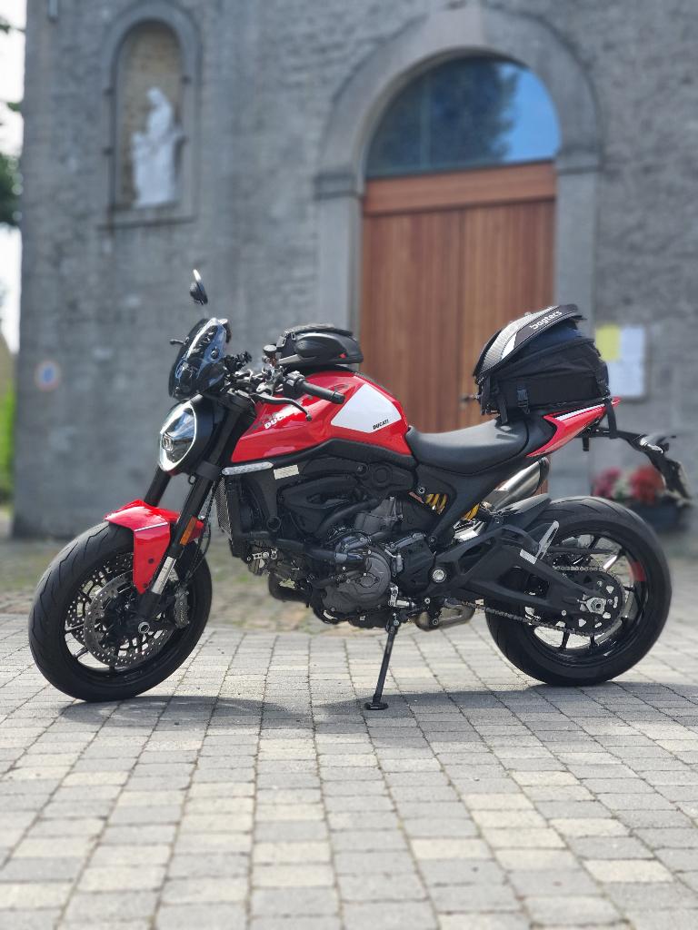 Ducati monster 937, Motos, Motos | Ducati, Particulier, Tourisme, plus de 35 kW, 2 cylindres, ABS, Régulateur de vitesse, Éclairage LED