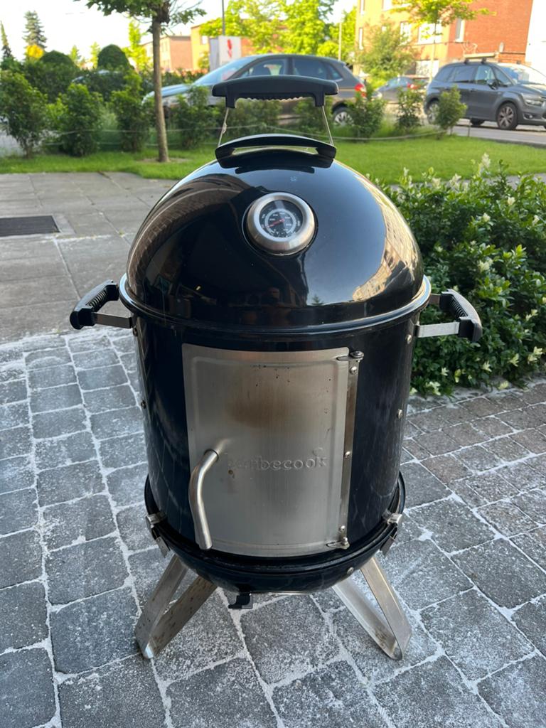 Oskar M smoker, Enlèvement, Utilisé, Avec accessoires