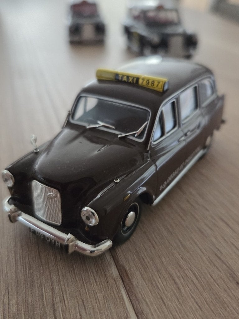 Miniature  Austin FX4, Enlèvement ou Envoi, Comme neuf