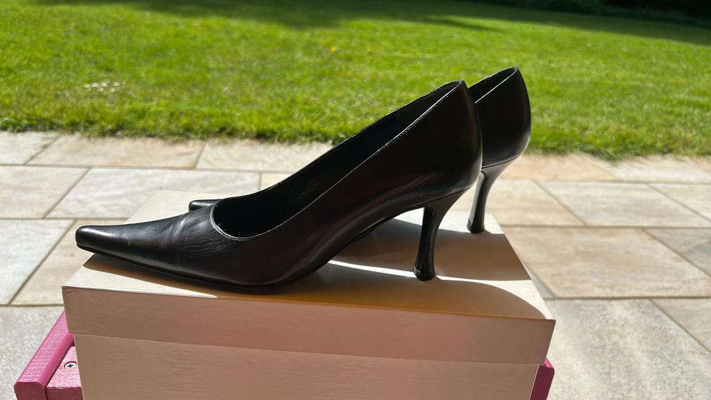 Bruno Magli zwarte dames schoenen maat 39, Ophalen, Zwart, Zo goed als nieuw, Schoenen met hoge hakken