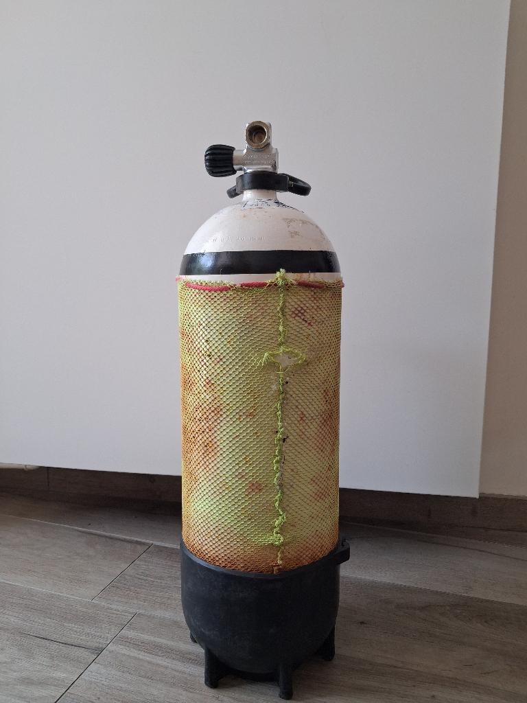 Duikfles 15 liter recent gekeurd, Watersport en Boten, Duiken, Ophalen, Gebruikt, Duikfles