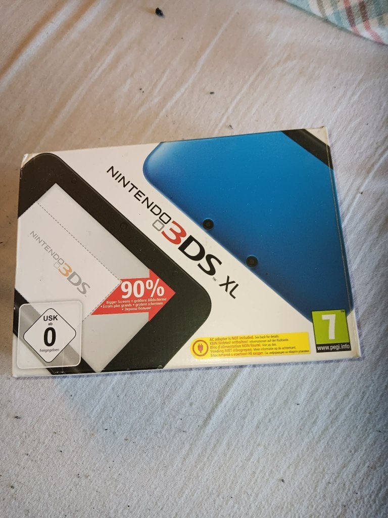 Nintendo 3ds xl avec boîte, livres, chargeur et 11 jeux., Enlèvement ou Envoi, Utilisé, 3DS