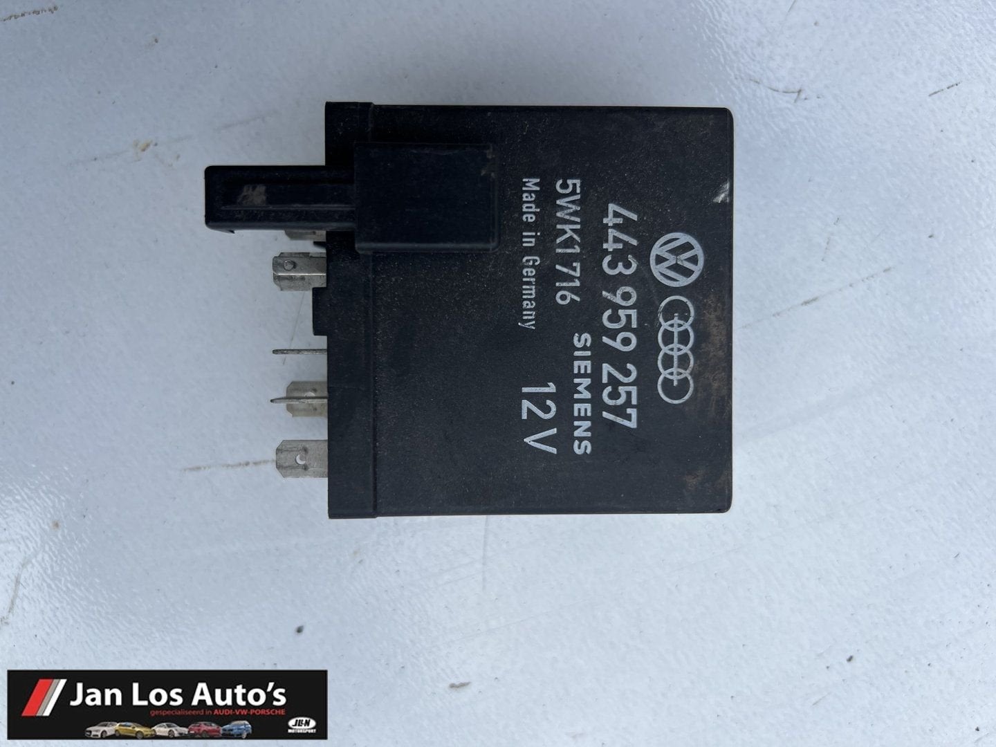 Audi 100 typ 44 C3 relais 285 voor ramen, -, Origine de la pièce connue, Audi, Utilisé