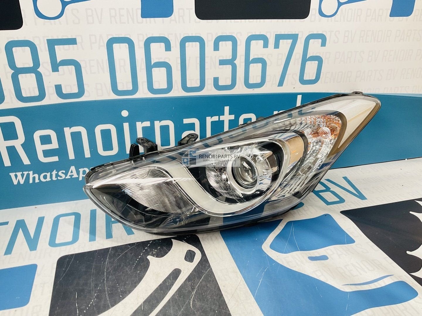 Koplamp Hyundai i30 2011-2016 Links Led 92101A6060 Origineel, -, Utilisé, -, Enlèvement ou Envoi