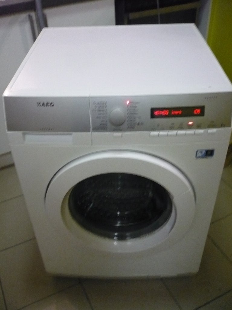 AEG Wasmachine, Enlèvement, Programme lavage à la main