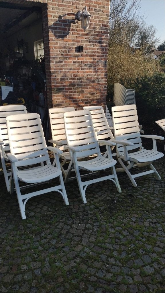 8 Kunststof witte tuinstoelen, Ophalen, Gebruikt, Kunststof, Verstelbaar