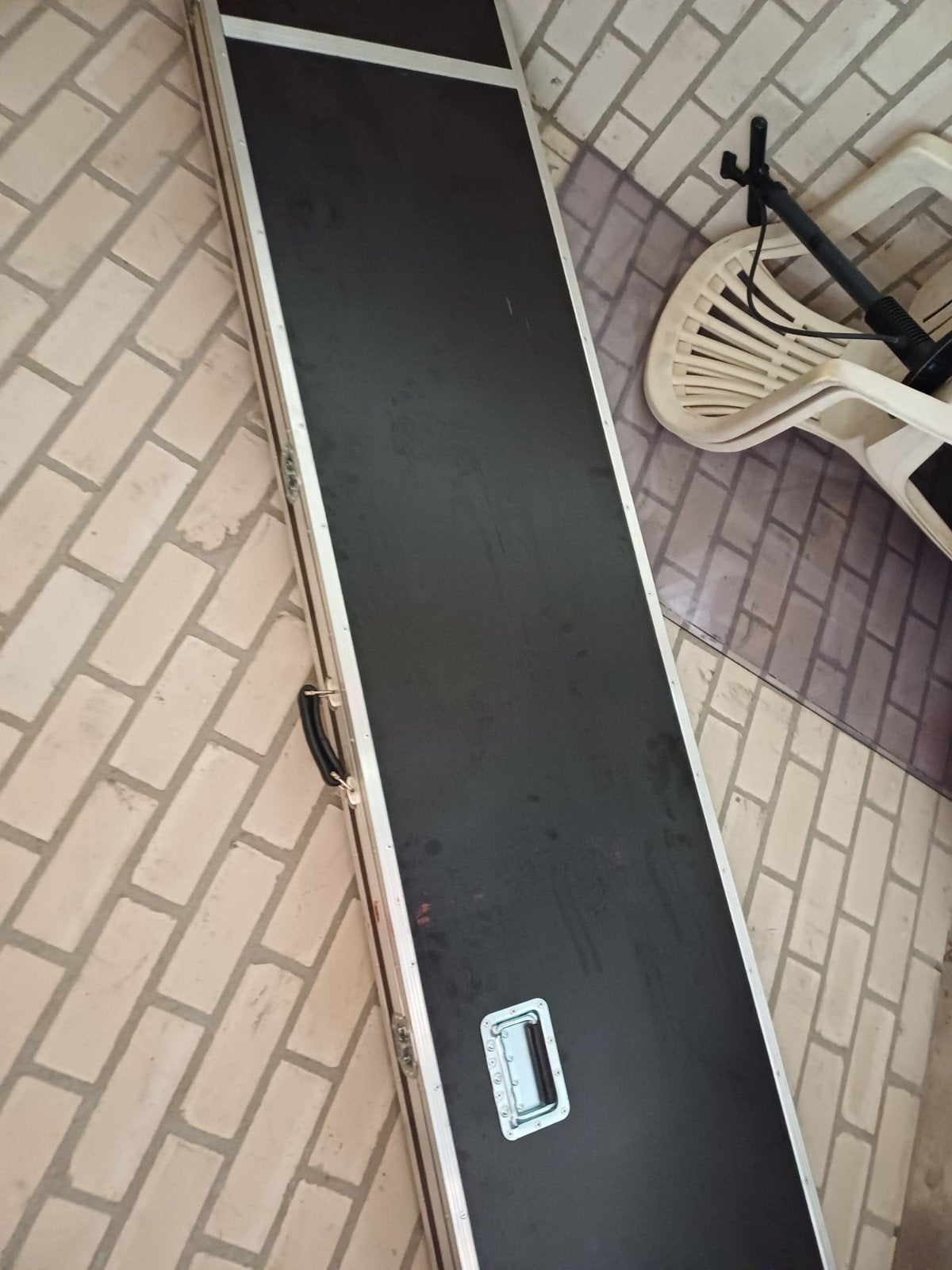 Flightcase groot, Enlèvement, Flight case