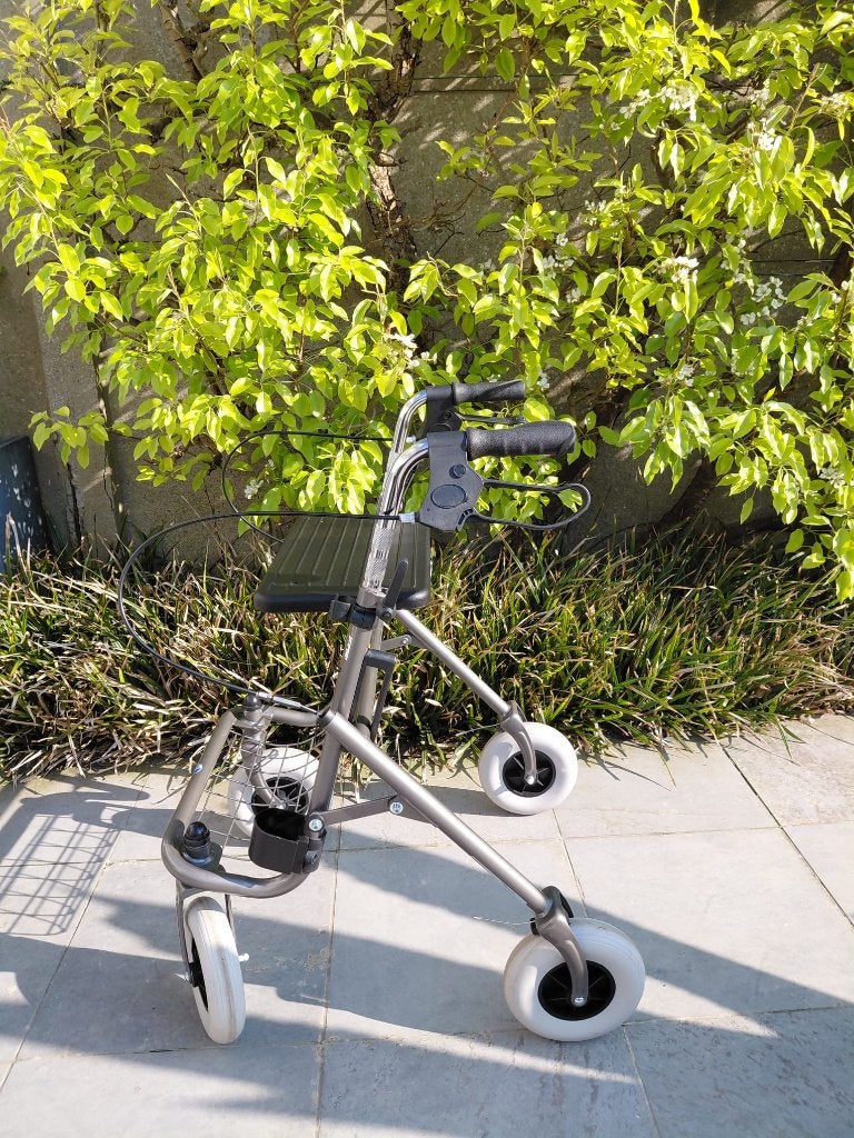 Rollator 4 wielen Vermeiren 286B Classic, Diversen, Rollators, Ophalen, Zo goed als nieuw