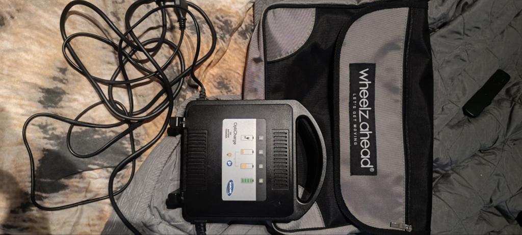 Invacare opticharge 24V, Enlèvement ou Envoi, Comme neuf
