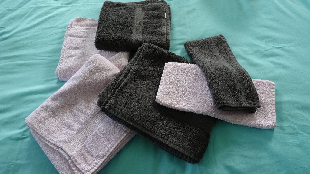 BADDOEKEN, Ophalen of Verzenden, Zo goed als nieuw, Overige kleuren, Handdoek
