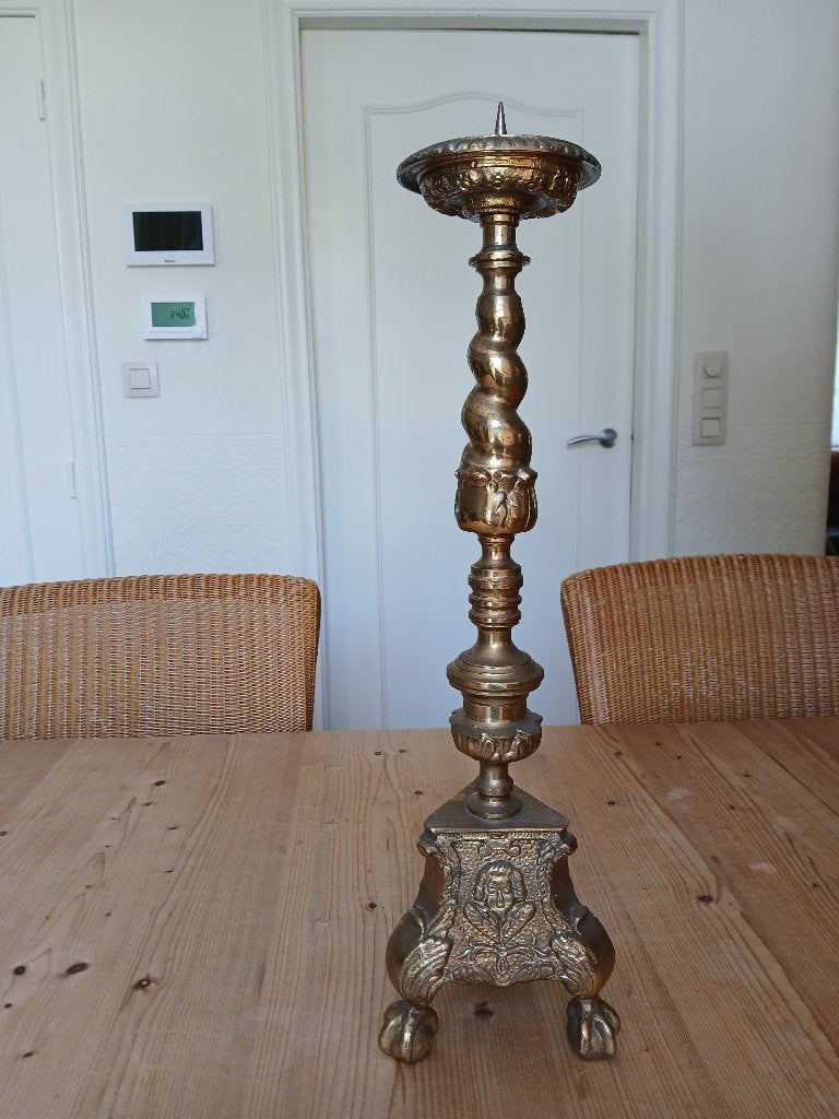 Kandelaar, Ophalen, Koper of Brons