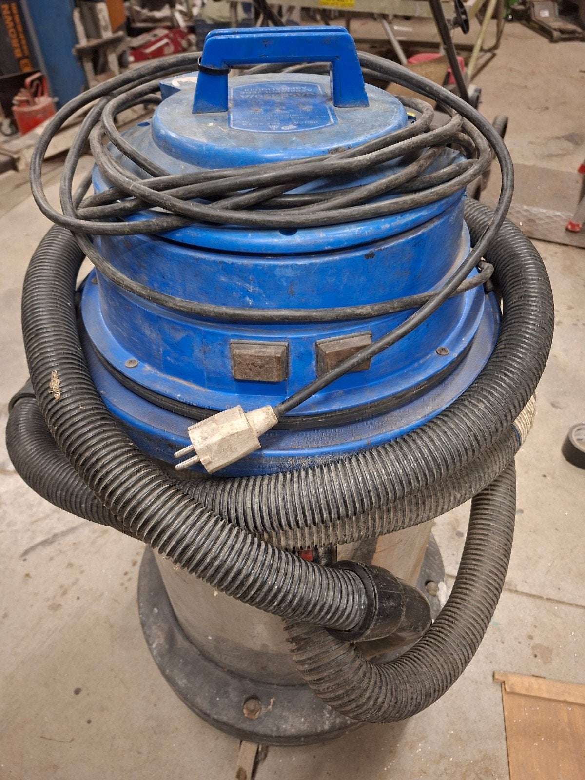 aspirateur de chantier eau et poussière, Bricolage & Construction, Enlèvement, Utilisé, Autres types
