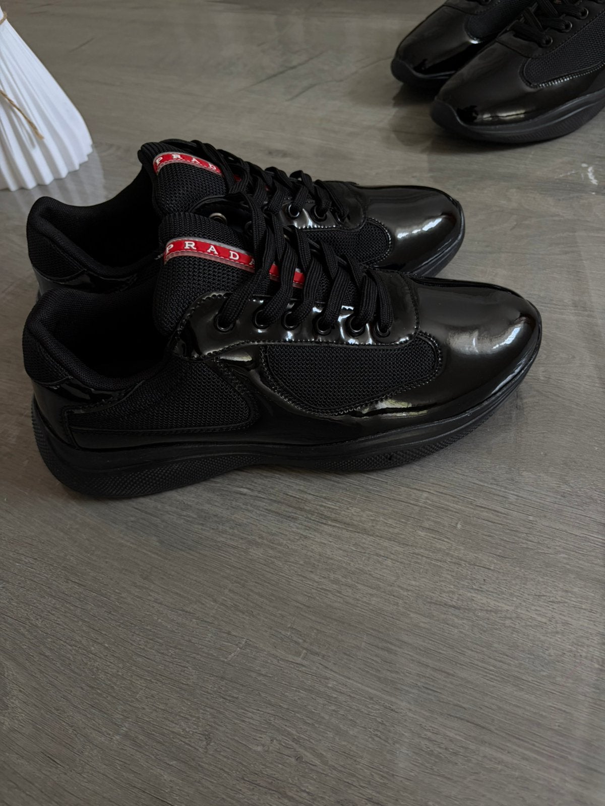 Prada sneakers - zwart -43, Zwart, Nieuw, Ophalen of Verzenden, Sneakers