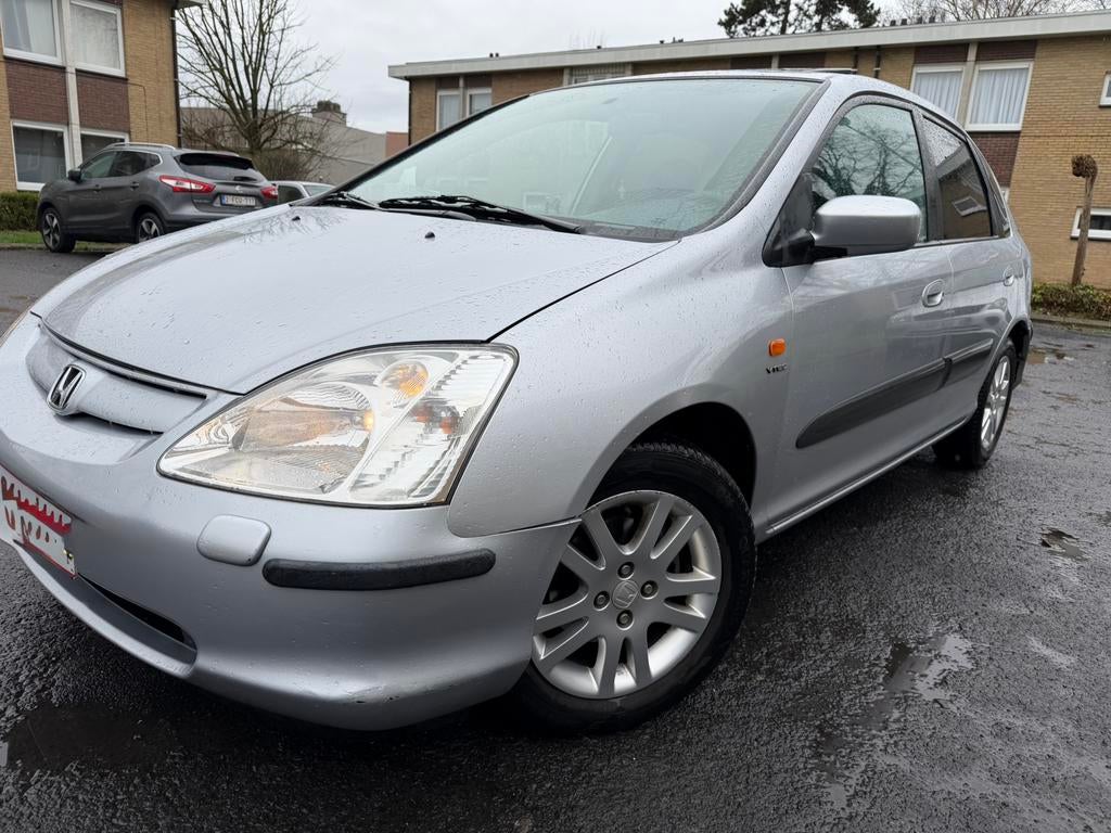 Honda Civic 5dr, Autos, Argent ou Gris, Achat, Boîte manuelle, 5 portes