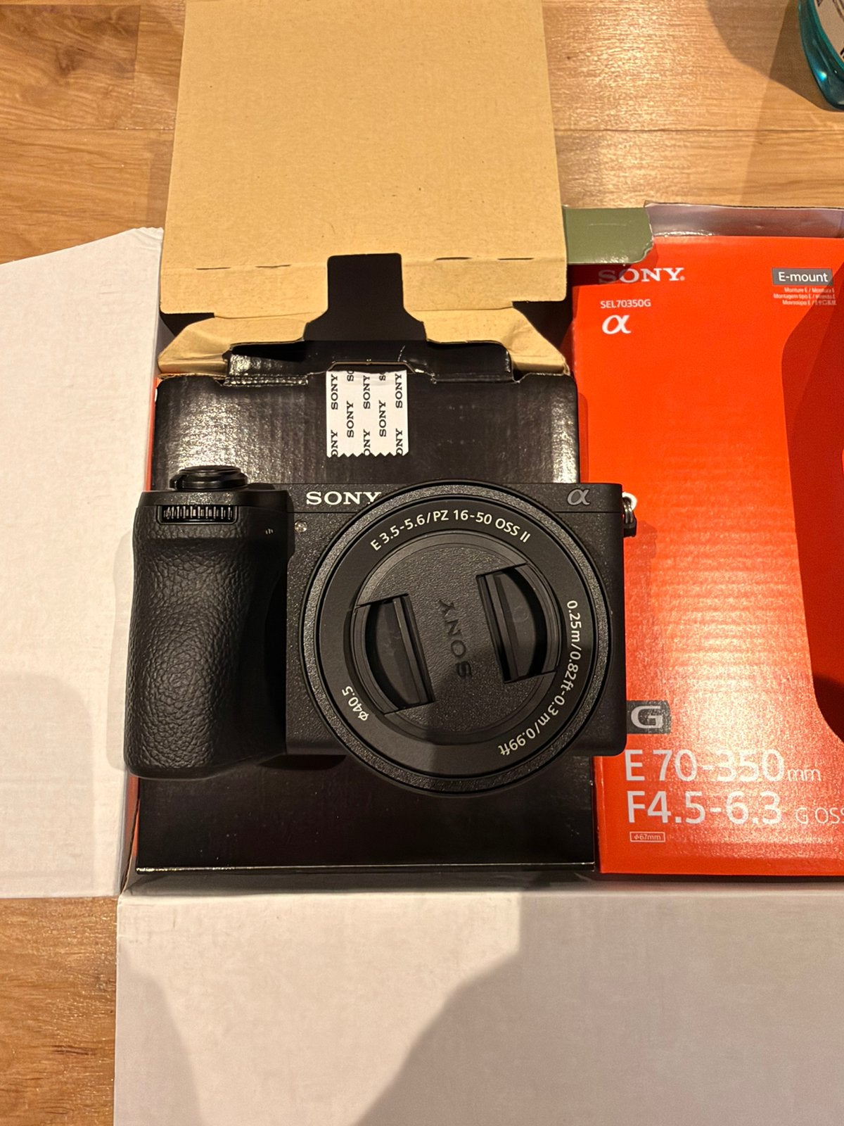 Sony A6700 Wildlife Kit + 16-50 + 70-350 G OSS – NIEUW, Audio, Tv en Foto, Zonnekap, Nieuw, Ophalen of Verzenden, Sony