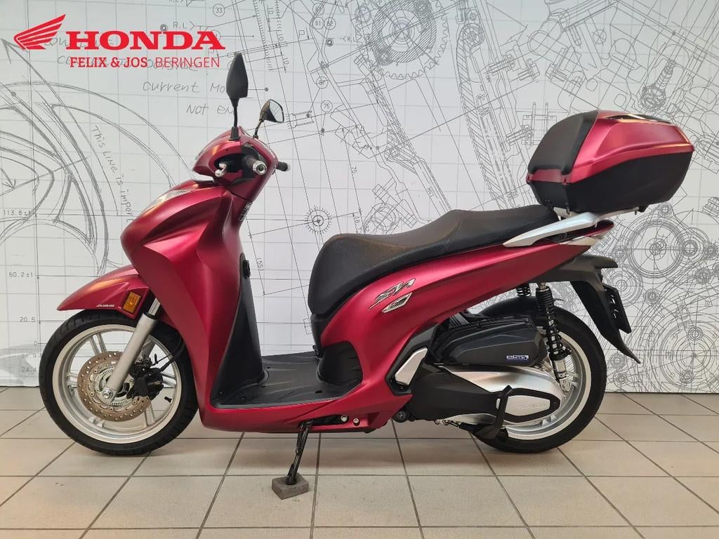 Honda SH350 (bj 2024), Motoren, Scooter, Bedrijf, 350 cc, 12 t/m 35 kW