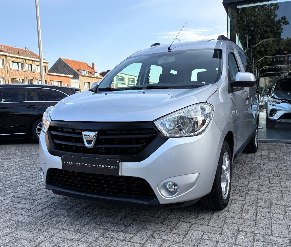 Dacia Dokker 1.2 TCe - Manueel - Navi, Autos, Dacia, Argent ou Gris, Achat, 6 portes, Euro 6