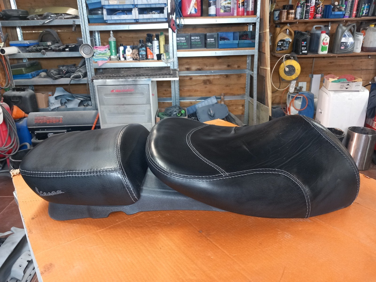 dubbel zadel vespa gts , gtv, Motoren, Motoren | Piaggio, Particulier, Gebruikt
