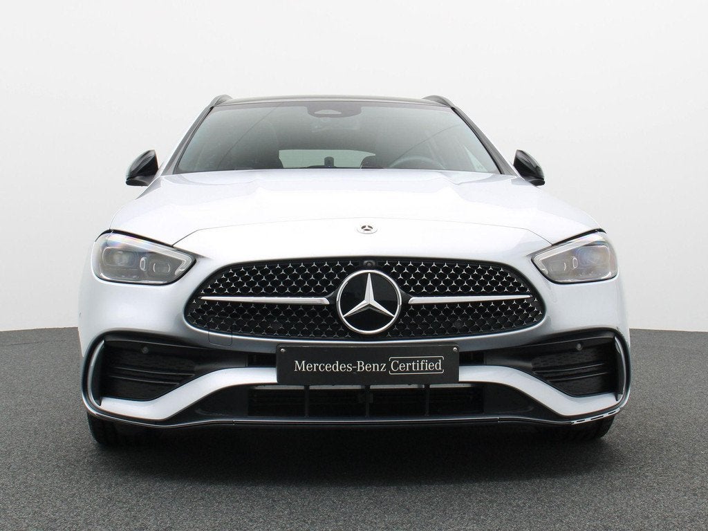 Mercedes-Benz C 300 e AMG Line Estate + PANORAMISCH DAK + DI, Auto's, Mercedes-Benz, Automaat, Zwart, 4 cilinders, Bedrijf
