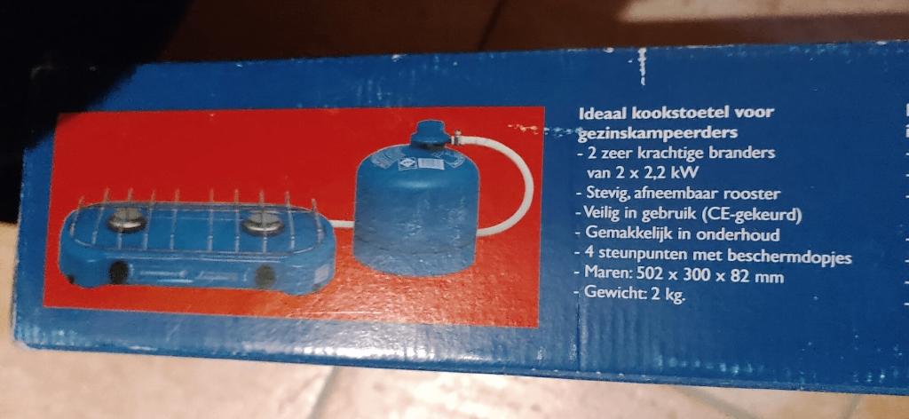 Kampeer kookvuur, Enlèvement, Neuf