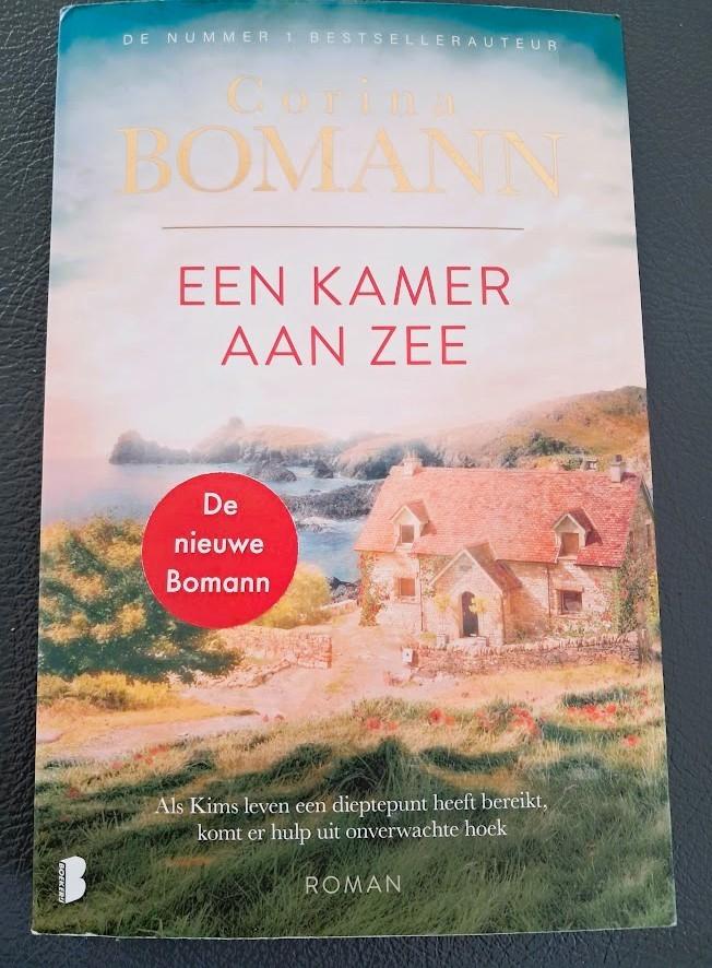 roman Corina Bomann   een kamer aan zee, België, Ophalen of Verzenden, Zo goed als nieuw, Corina Bomann