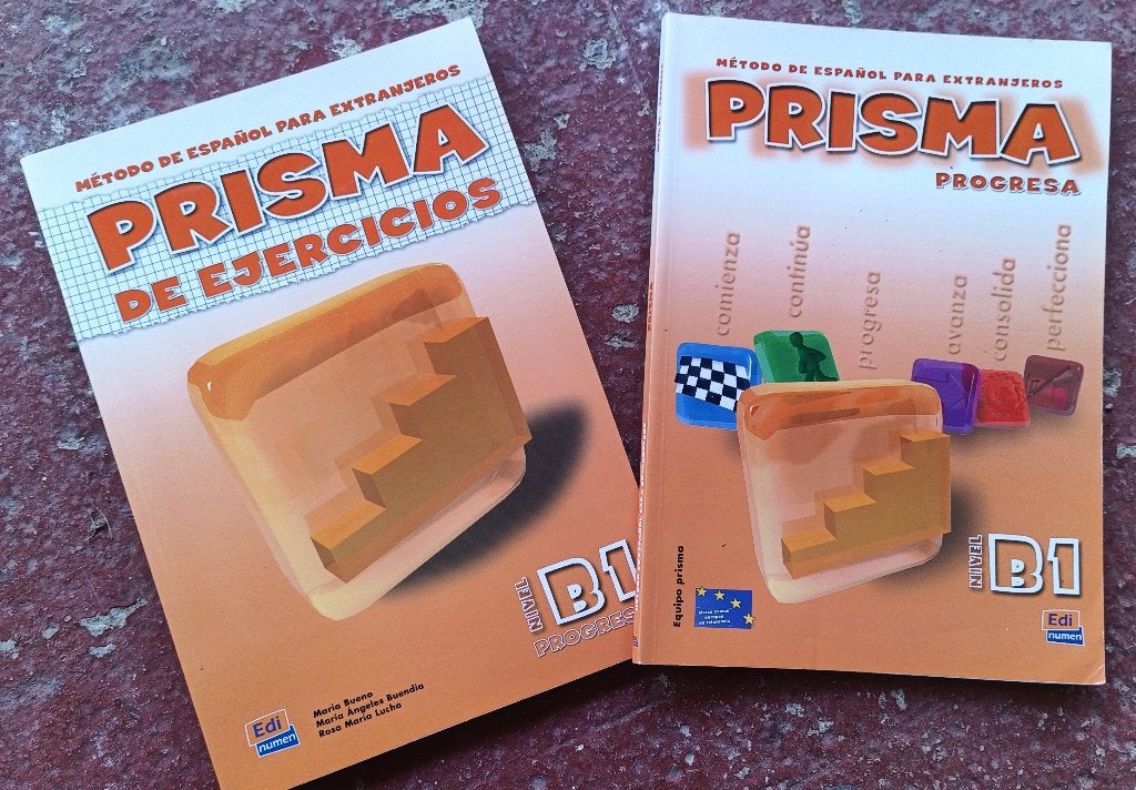 Livre de langues espagnol B1, Boeken, Taal | Spaans, Ophalen, Gelezen, Non-fictie