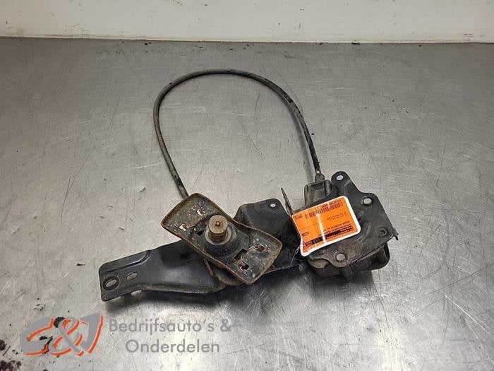 Mécanique de suspension roue de secours d'un Nissan Interst, -, 3 mois de garantie, Utilisé, -