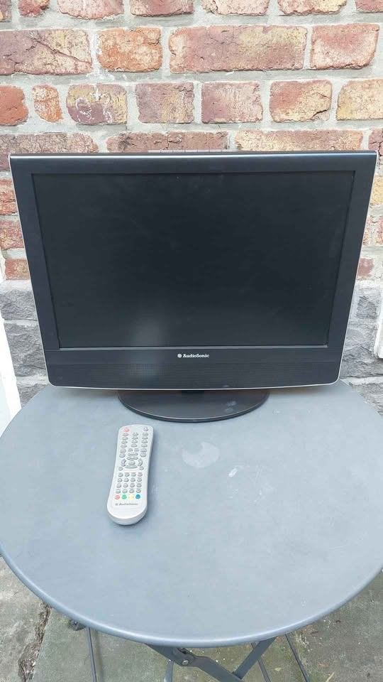 tv caravane camping dvd usb sd, Enlèvement, Comme neuf