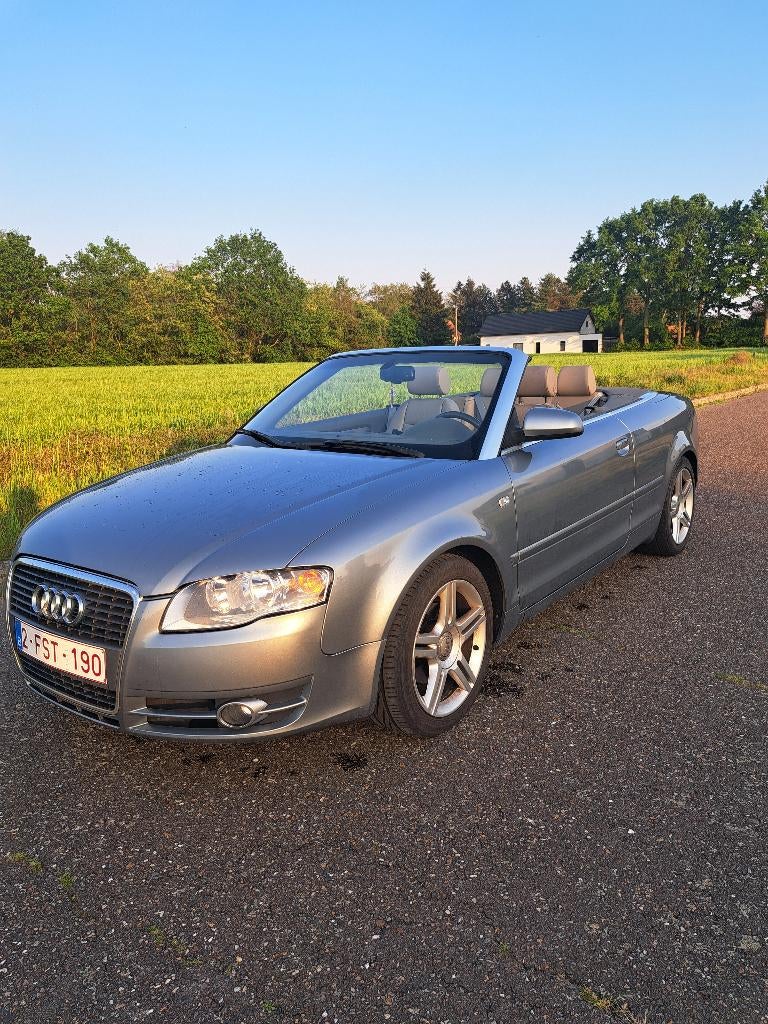 Audi A4 cabrio, Autos, Cuir, Argent ou Gris, Achat, Cabriolet