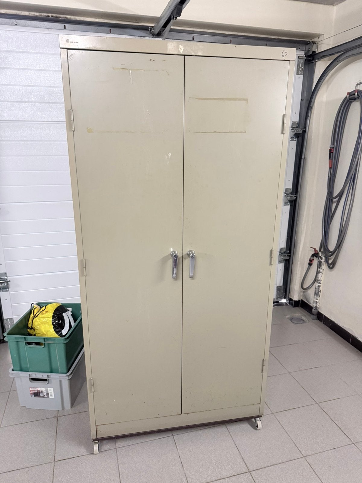 Meuble en tôle, Tuin en Terras, Ophalen, Gebruikt